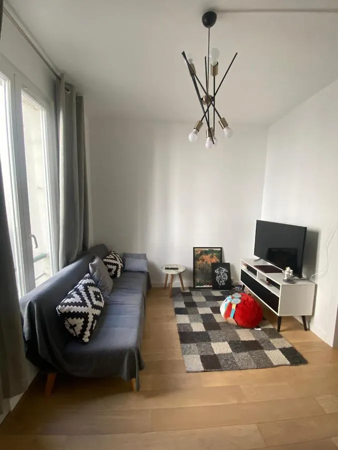 Chez Bon Paris Apartment France