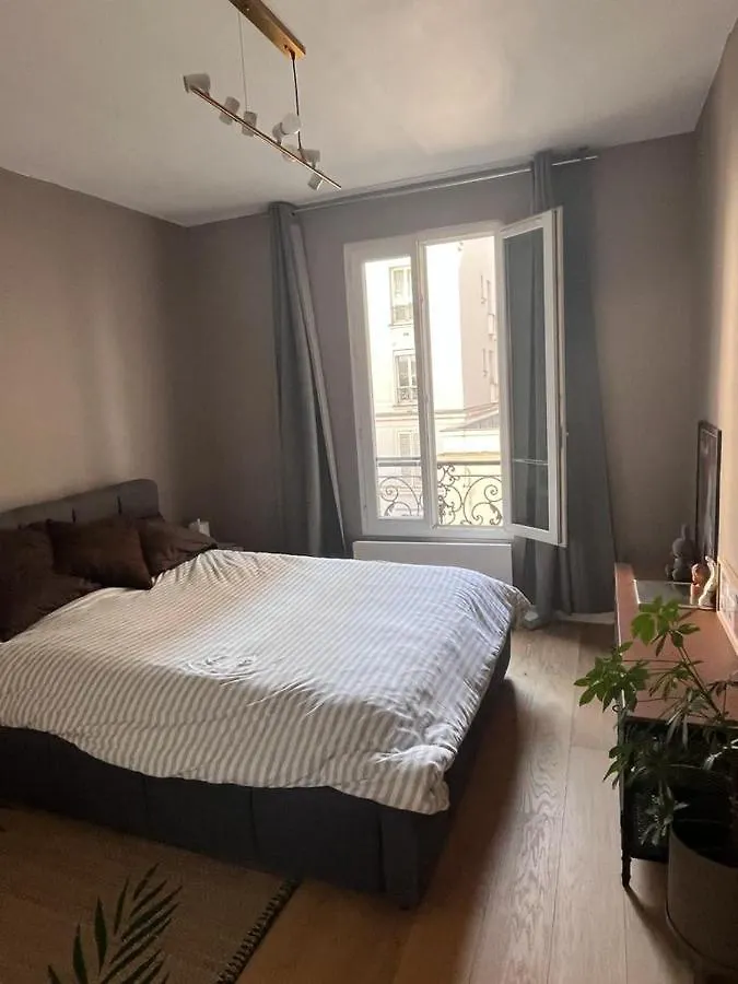 Chez Bon Paris Apartment