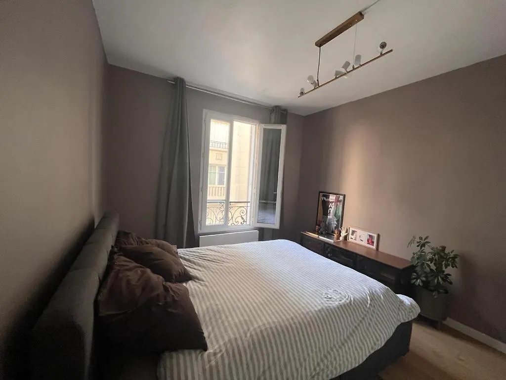 Chez Bon Paris Apartment